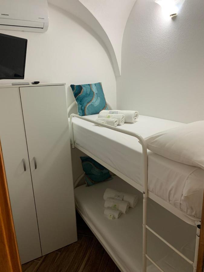 Casa Balilla Apartman La Maddalena  Kültér fotó